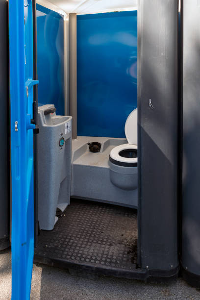 Portable Toilet Options We Offer in Montello, WI
